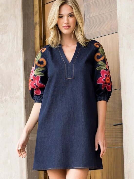 THML Dresses & Skirts - THML denim embroidered puff sleeve mini dress sz XS